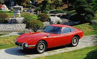 Illustration for article titled Ten Cars Every Car Enthusiast Should Know